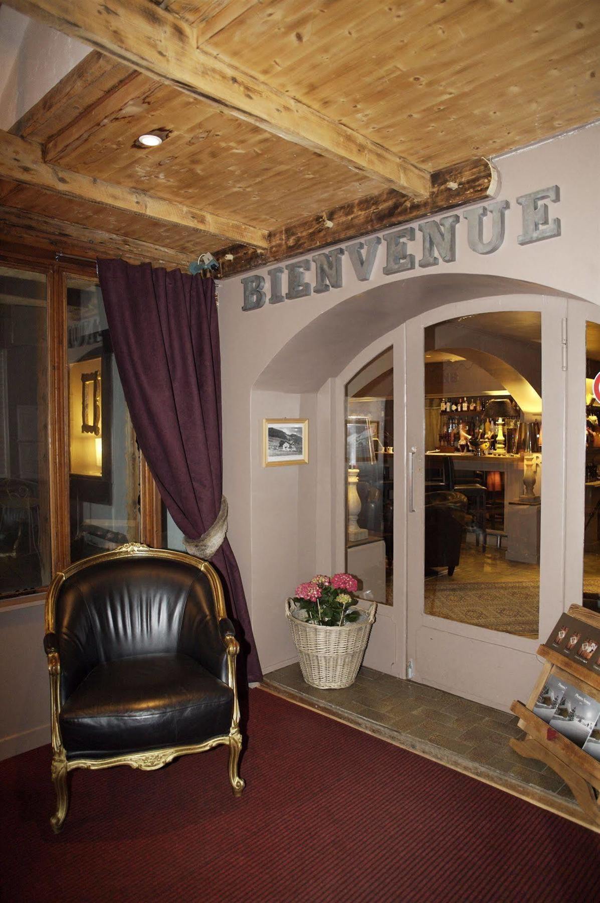 Hotel La Chaumiere Morzine Exterior photo